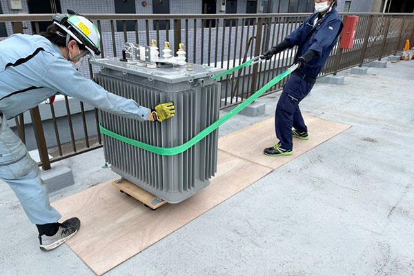 トランスの役割・必要性について